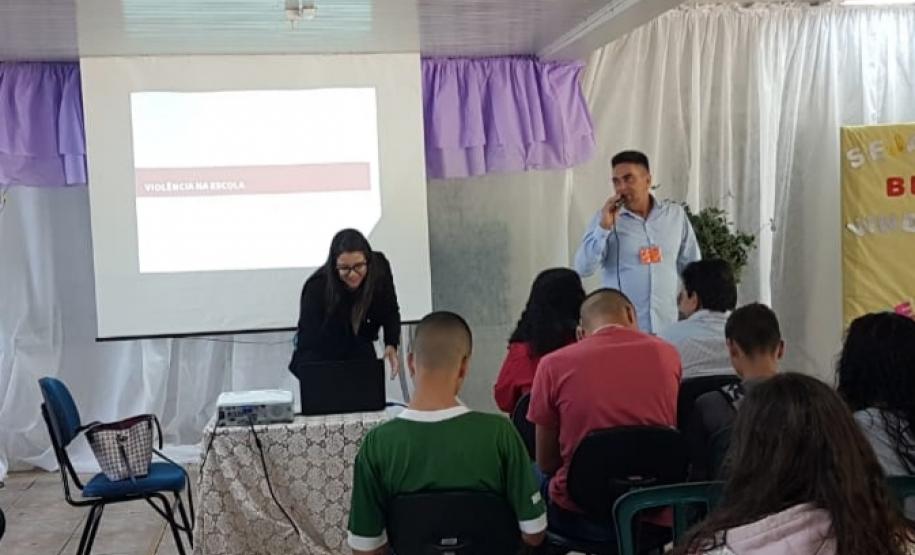 CEEBJA de Cornélio Procópio promove Palestra sobre violência no meio escolar