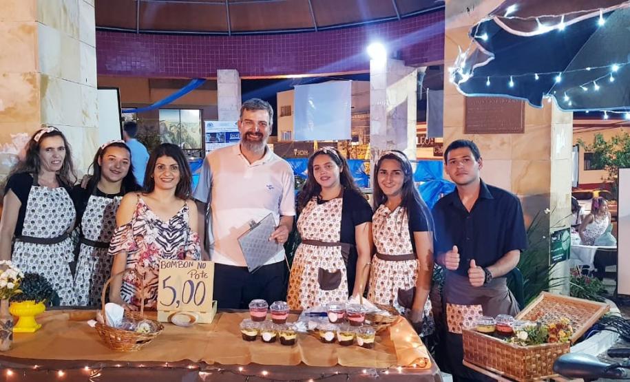 Colégio Estadual Castro Alves realiza 3ª Feira do Empreendedorismo em Cornélio Procópio