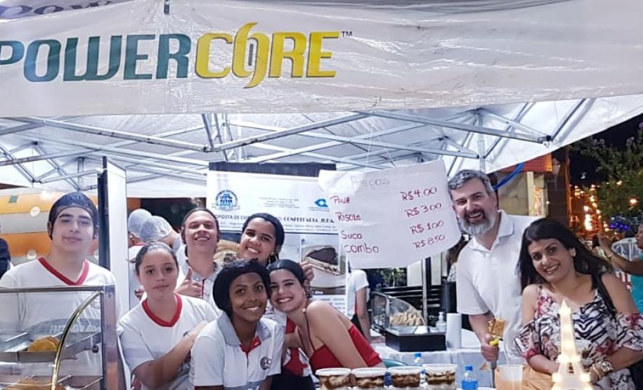 Colégio Estadual Castro Alves realiza 3ª Feira do Empreendedorismo em Cornélio Procópio