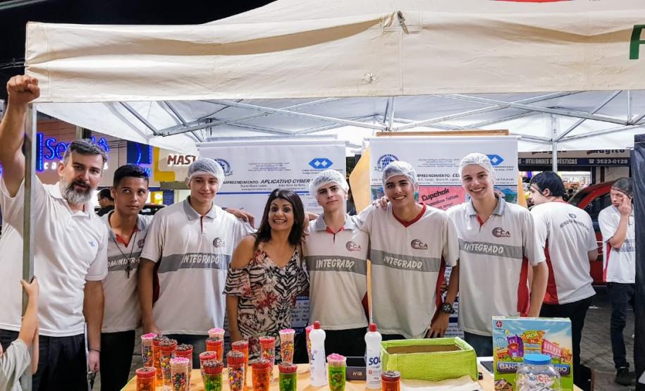 Colégio Estadual Castro Alves realiza 3ª Feira do Empreendedorismo em Cornélio Procópio