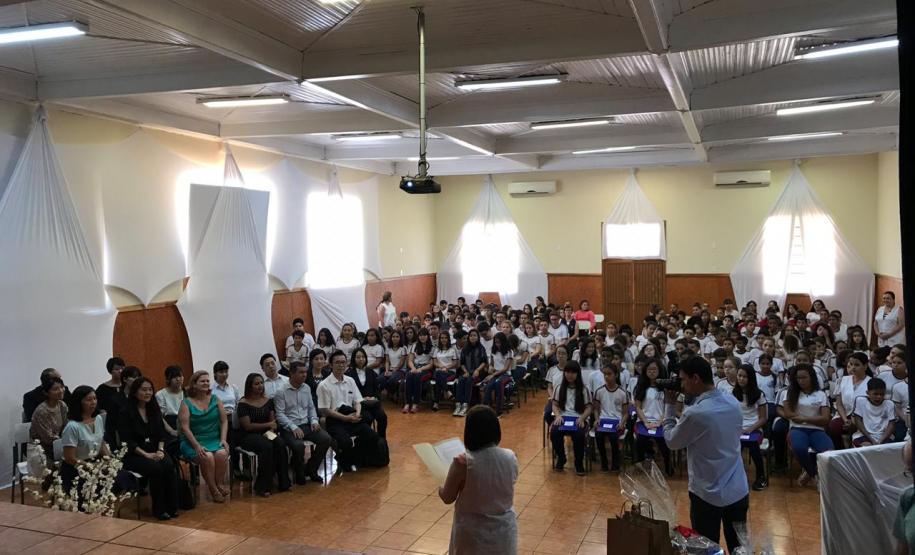 Visita do cônsul do Japão ao CE Barão do Rio Branco em Assaí