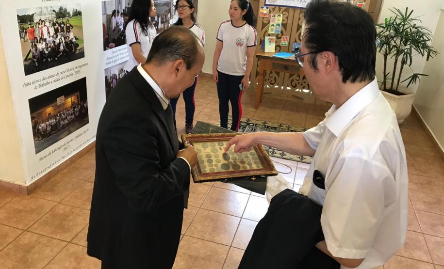 Visita do cônsul do Japão ao CE Barão do Rio Branco em Assaí