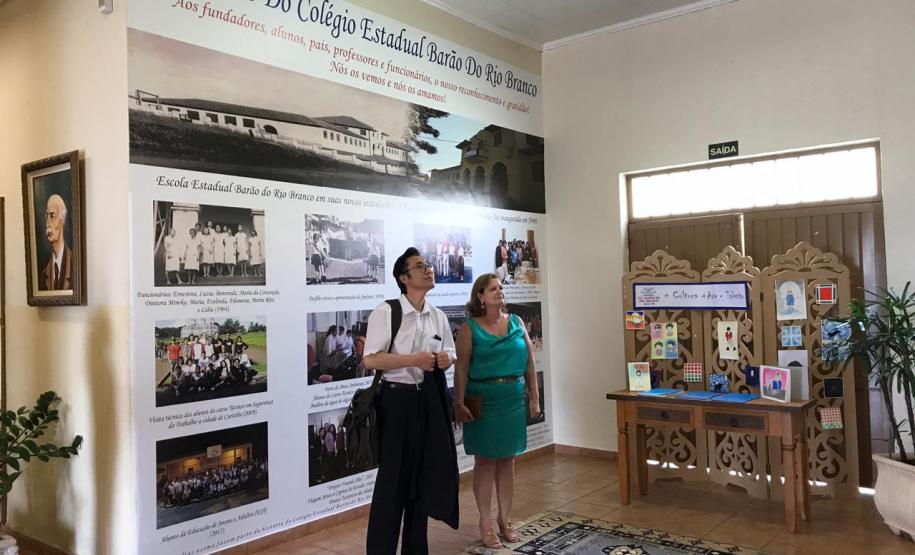 Visita do cônsul do Japão ao CE Barão do Rio Branco em Assaí