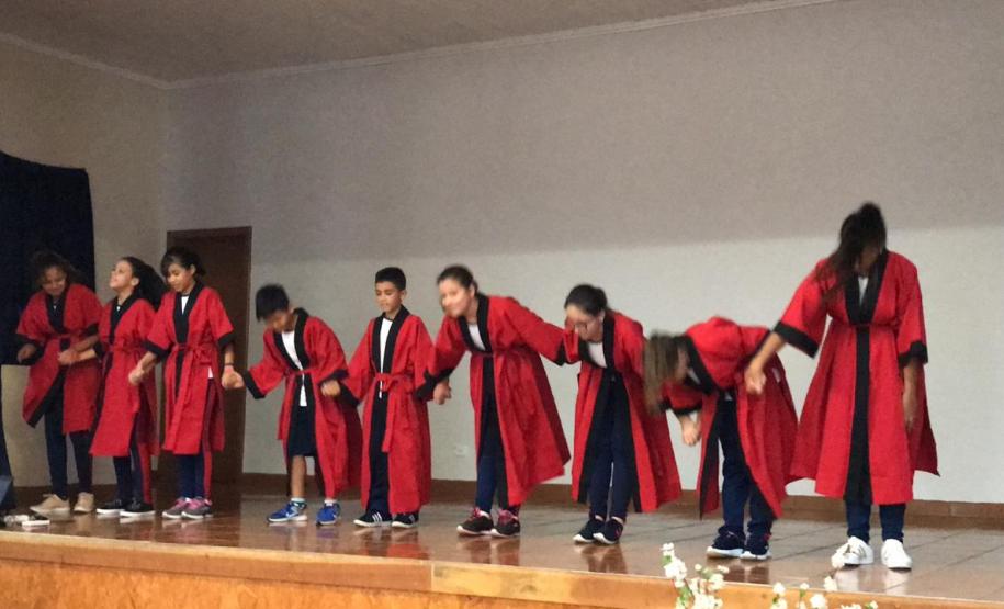 Visita do cônsul do Japão ao CE Barão do Rio Branco em Assaí